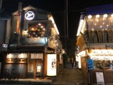 【店舗デザイン】入店しやすいバー(Bar)の外観デザインのポイント！